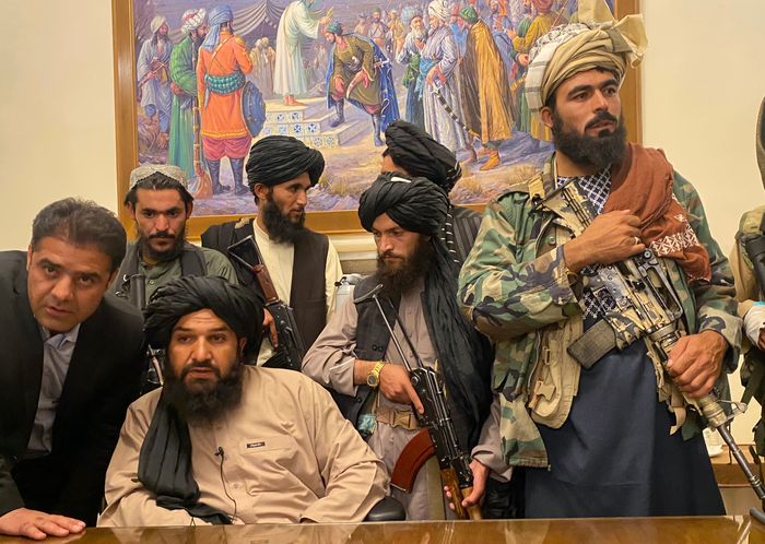 Taliban takeover Kabul
